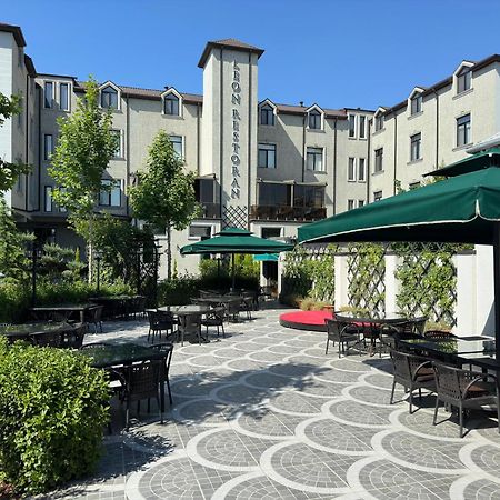 Leon Hotel Spa Ganja Luaran gambar