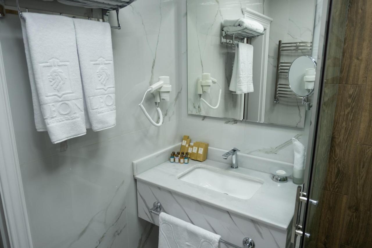 Leon Hotel Spa Ganja Luaran gambar