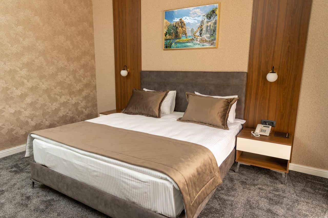 Leon Hotel Spa Ganja Luaran gambar