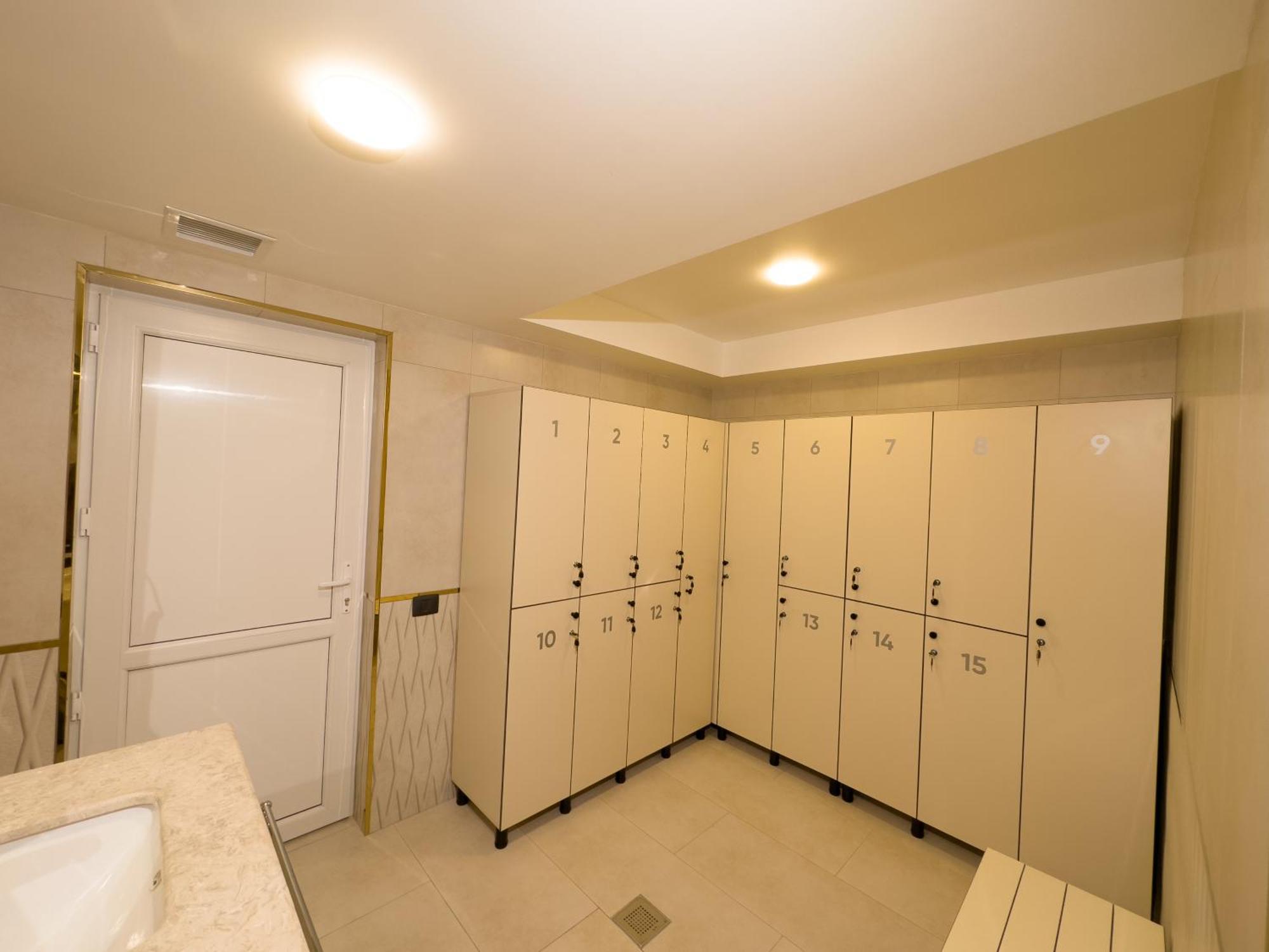 Leon Hotel Spa Ganja Luaran gambar